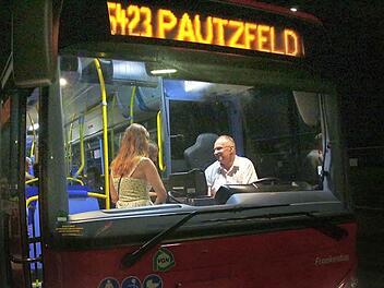 Um Berufstätigen eine bessere Busverbindung zu bieten, sollen die abendlichen Fahrzeiten ausgeweitet werden.  Foto: Archiv Josef Hofbauer