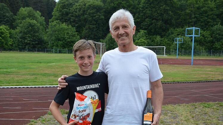 Der jüngste und der älteste Teilnehmer:  Alvaro Schrenk (geb. 2007) und Klaus Wiegand (geb. 1951).Thomas Helfrich