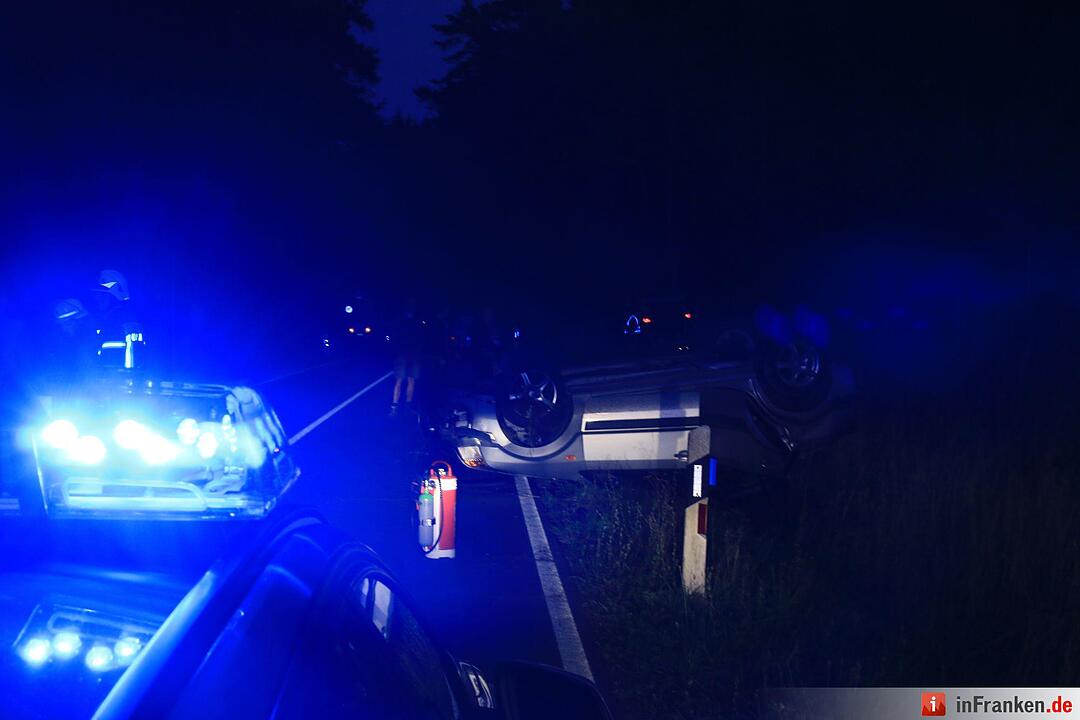 Unfall im Kreis Bamberg: Autos kollidieren bei Könisgfeld