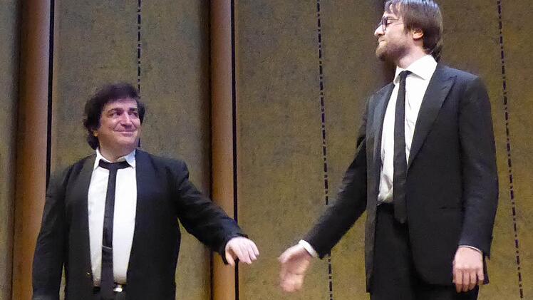 Kennen sich bestens: Sergej Babayan und sein Schüler Daniil Trifonov. Foto: Ahnert