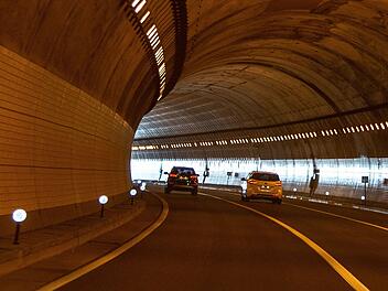 Würzburg: Katzenbergtunnel ab Montag teils gesperrt - wegen Wartungsarbeiten