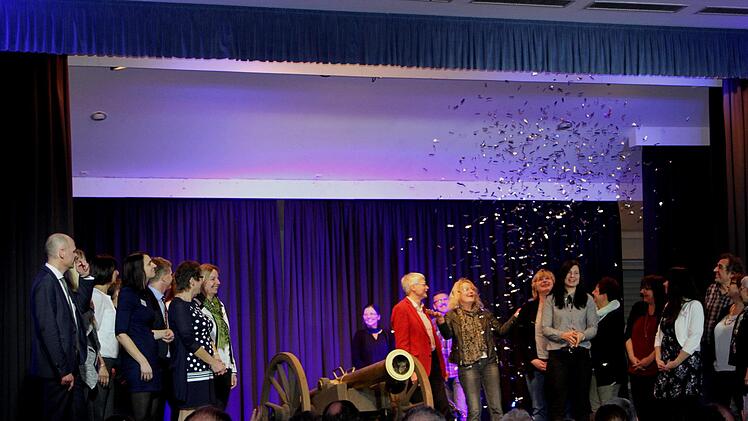 Das Finale mit dem Abschlussknaller vor den Mitarbeitern.