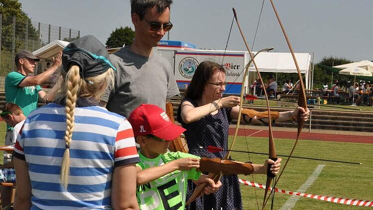 Randsportarten wie das Bogenschießen wurden beim BSV-Sommerfest in den Fokus gerückt.