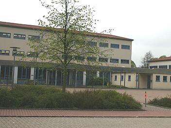 Die Pressiger Schule. Foto: FT-Archiv