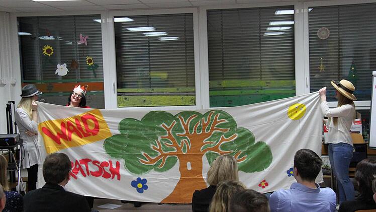 Wald Tratsch Foto: Martina Straub