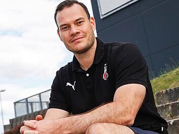 Johan Roijakkers hat den BC Prievidza 2012 zur slowakischen Meisterschaft und zwei Jahre später die  BG Göttingen  zurück in die Bundesliga geführt. Jetzt hofft er  auf Erfolge mit Brose Bamberg.Daniel Löb