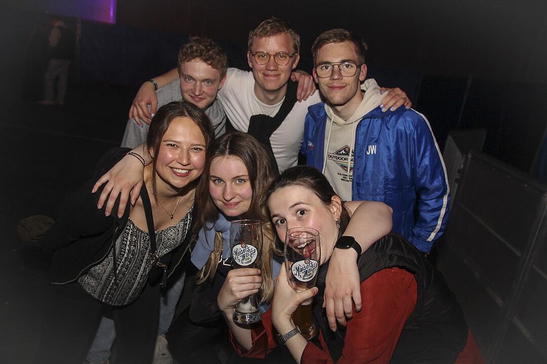 Opening Party mit Ballermann-Größe Peter Wackel