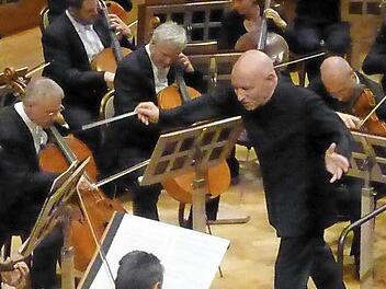 Christoph Eschenbach dirigierte die Münchner Philharmoniker. Fotos: Ahnert