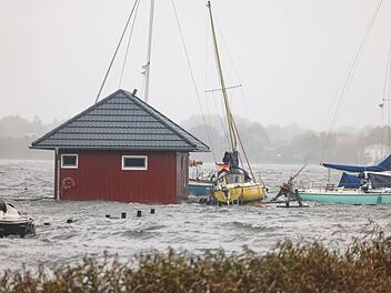 Schwere Sturmflut an der Ostsee