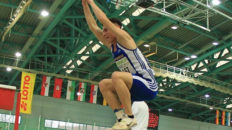 Deutscher Jugendmeister im Dreisprung: Dimitri Antonov. Foto: Kiefner