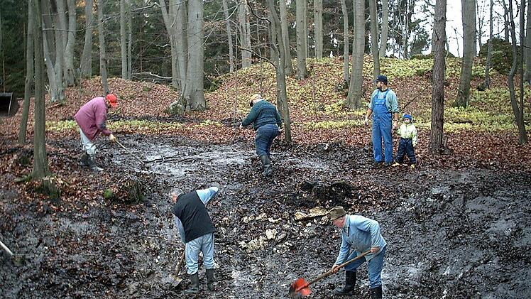 Die Mitglieder des Hiltpolsteiner FSV pflegen das Brauchtum und tun viel dafür, um ihre Naturschönheiten in Schuss zu halten.  Fotos: p