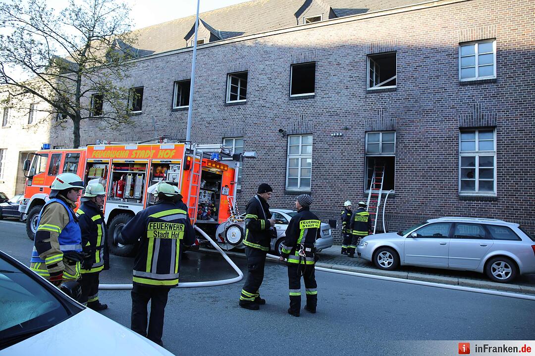Brand im ehemaligen Postgebäude in Hof