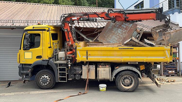 T&ouml;dlicher Unfall in Pegnitz: Mann von Lkw &uuml;berrollt