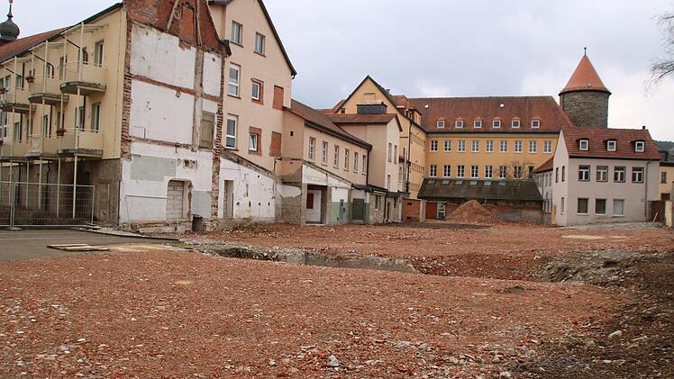 Wo fr&uuml;her die Brauerei stand, soll nun ein Erweiterungsbau f&uuml;r das Haus St. Michael entstehen.  Foto: Thomas Malz