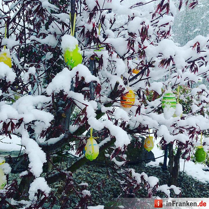 Franken: Ostermontag versinkt im Schnee