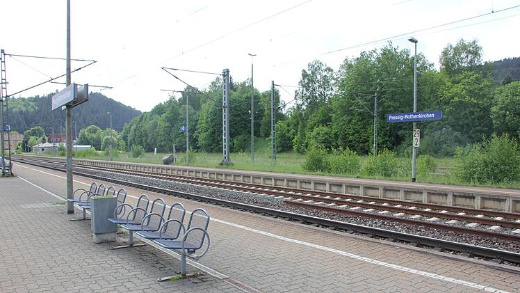 Impressionen vom Bahnhof Pressig-Rothenkirchen - aufgenommen im Mai 2018. Foto: Andreas Schmitt