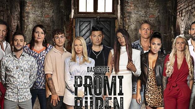 Matthias Fella (Mitte) lebte vier Wochen in Abgeschiedenheit für die Aufzeichnung einer ProSieben-Show. Mit dabei (von links): Ennesto Monté, Daniele Negroni, Helena Fürst, Simex, Tessa Hövele, Gisele Oppermann, Calvin Kleinen, Elena Miras, Carina...