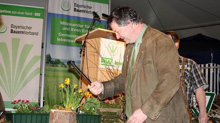 Sehr schnell erkannte Klaus Merkel den eigenartigen Hammer.