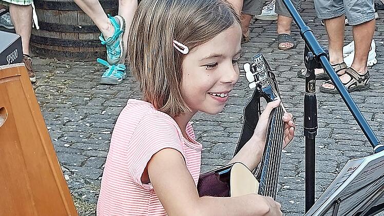 Die achtjährige Emilia Wolf erhielt viel Applaus.