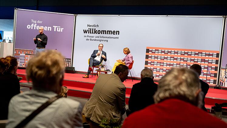Tag der offenen Tür der neuen Bundesregierung