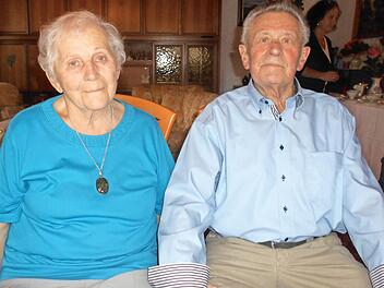 Kunigunda und Georg Ott sind seit 60 Jahren verheiratet. Foto: A. Schäfer