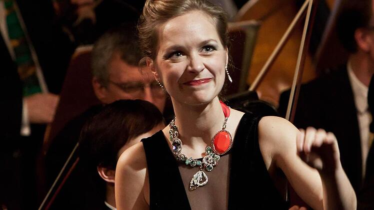 Marie Smolka überzeugte als Vokalsolistin in den "Chants d'Auvergne von Joseph Canteloube.