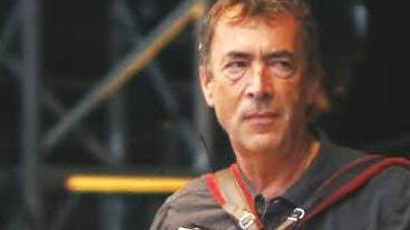 Multi-Instrumentalist Hubert von Goisern spielt neben der Ziehharmonika auch Gitarre, E-Piano, Mundharmonika und Alphorn. Foto: Matthias Hoch