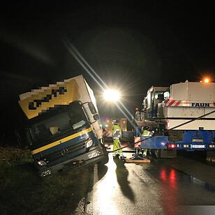 Lkw-Bergung bei Kremmeldorf