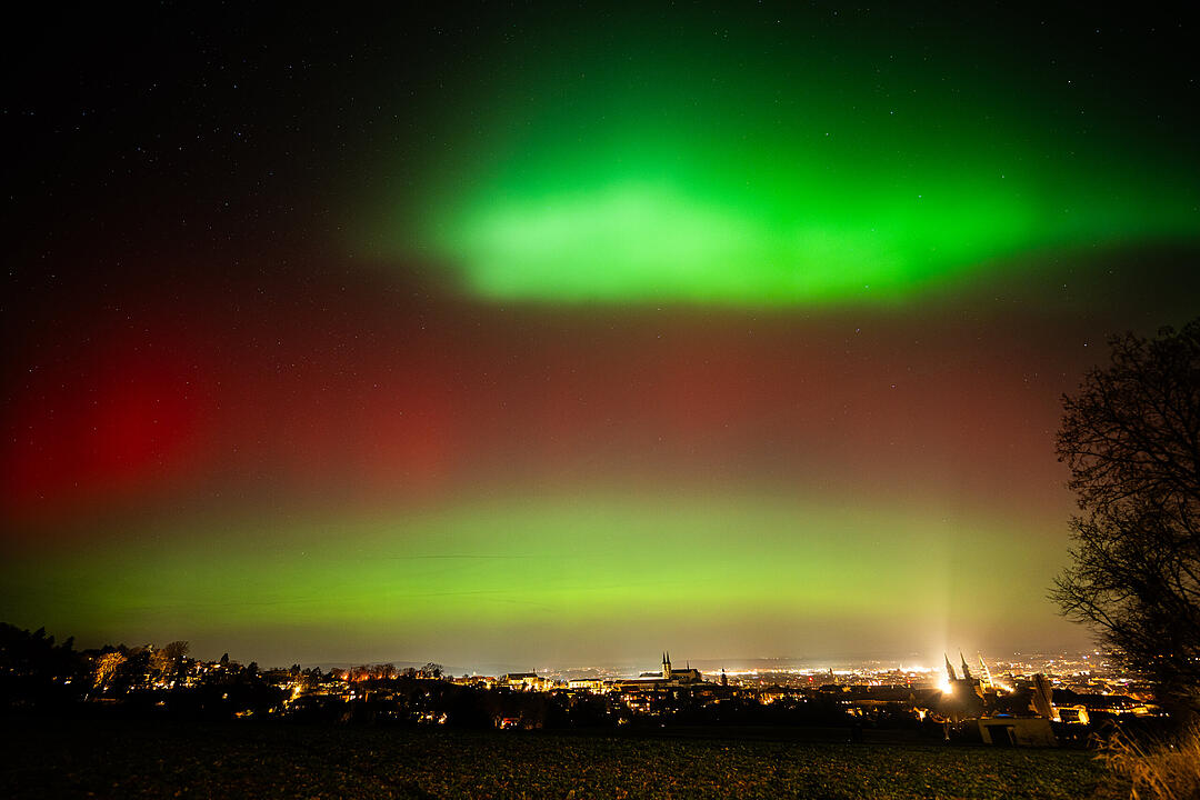 Wenn der Himmel gl&uuml;ht - Polarlicht-Spektakel am Himmel &uuml;ber Bamberg