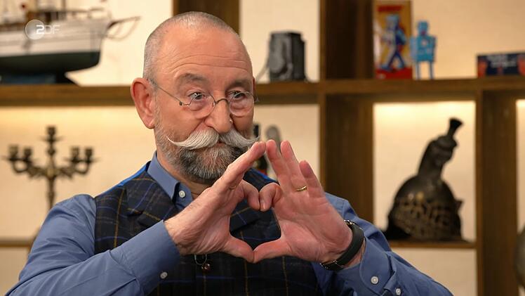 Horst Lichter konnte seine Bewunderung kaum verbergen. Sofort schenkte er Christel ein Herz und gleich zwei begeisterte "Wow!" hinterher.