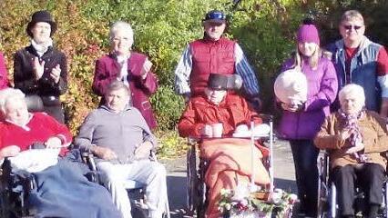Die Stadtsteinacher Senioren bei ihrem Umzug Foto: Klaus-Peter Wulf