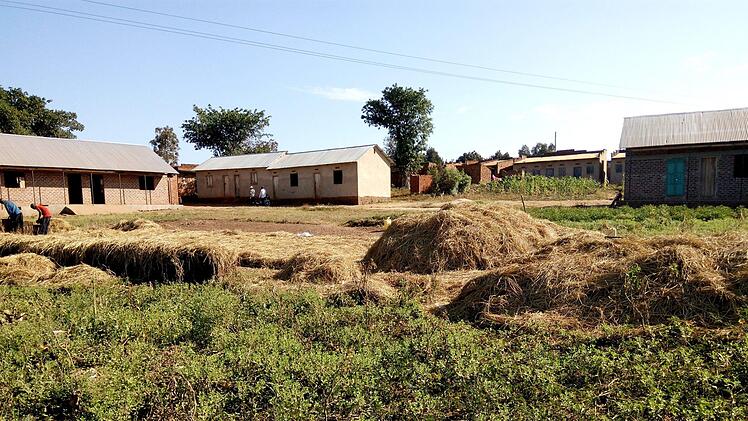Die Namirembe Nursery & Primary School wurde bereits erweitert. Schraudt