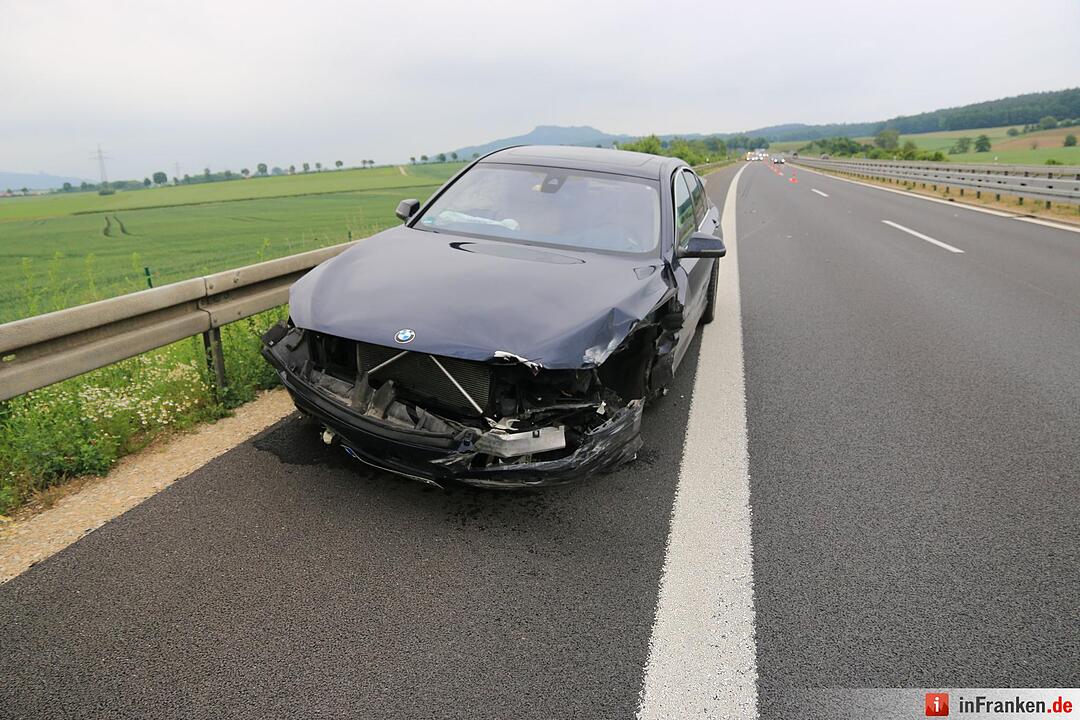 Reifen geplatzt: Unfall auf der A73 bei Ebensfeld