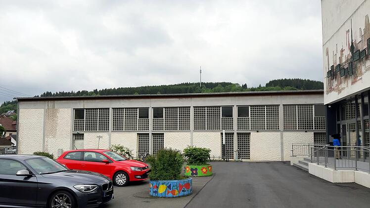 Die alte Turnhalle soll Kultur- und Mehrzweckhalle werden. Foto: Archiv