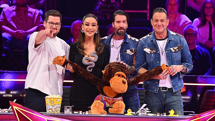 Das Rateteam mit Verona Pooth und Chris Tall (links) wurde diesmal durch Alec Völkel (Dritter von links) und Sascha Vollmer von Boss Hoss verstärkt.