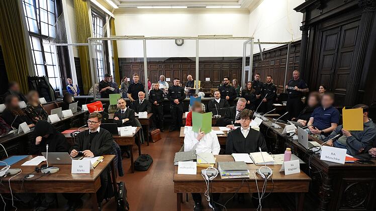 Beginn Prozess gegen rechtsextreme Terrorgruppe