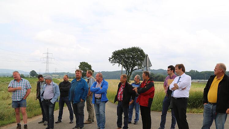 Markus Galster (l.) nimmt als Bewirtschafter Stellung. Foto: Franz Galster