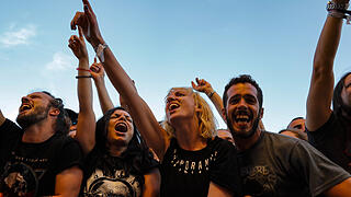 Stimmung vor den Stages bei Rock im Park