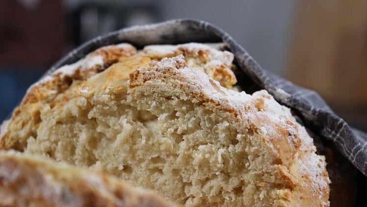 fertiges-brot-ohne-hefe