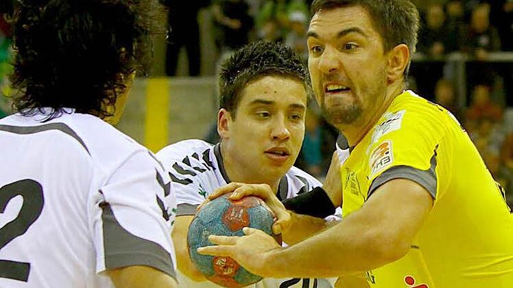 Sebastian Roth hat einen weiteren Vertrag beim HSC 2000 Coburg unterschrieben. Er bleibt mindestens noch ein Jahr in der Vestestadt. Foto: Archiv