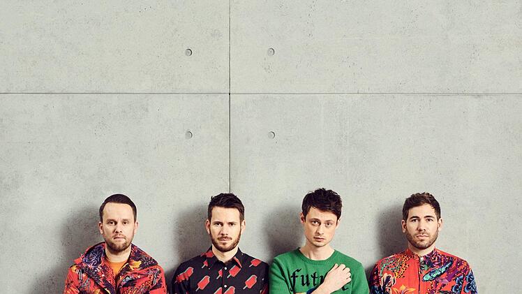 Revolverheld spielen am Sonntag, 19.  August, auf dem Schlossplatz in Coburg.