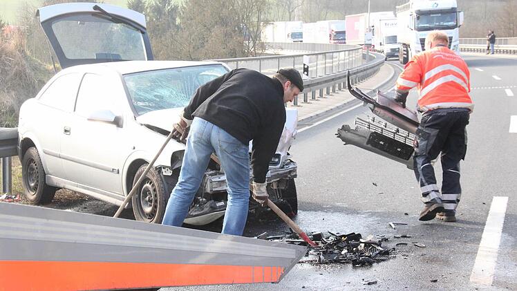 Unfall auf der B 303. Foto: Marco Meißner