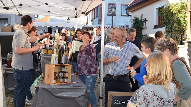 Viele regionale Köstlichkeiten findet man auf dem Herbstmarkt.