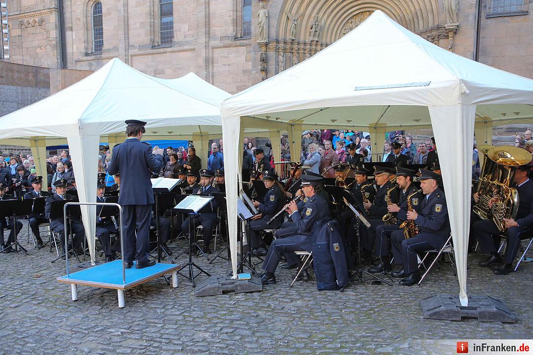 Bundespolizei-Anwärter in Bamberg vereidigt