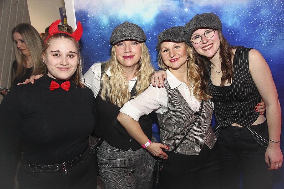 Super Stimmung beim Blütenfasching
