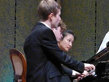 Bach zu dritt: Dmitro Chony, Georgy Tchaidze und Mari Kodama.