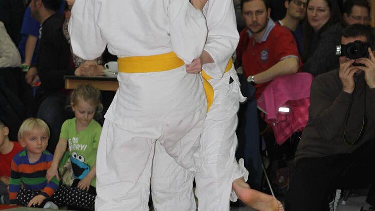 Judo in Aktion hieß es bei der Vorstellung der verschiedenen Kampfsporttechniken. Foto: Michael Wunder