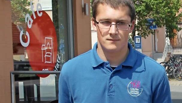 Tobias ist im Adelsdorfer Café, das die Laufer Mühle betreibt, sehr engagiert.  Foto: Johanna Blum