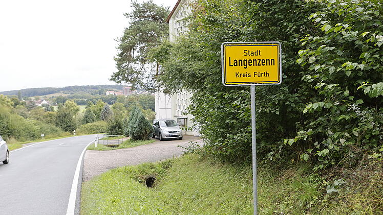 Versuchter Totschlag in Langenzenn: Mann w&uuml;rgt Lebensgef&auml;hrtin bis zur Bewusstlosigkeit