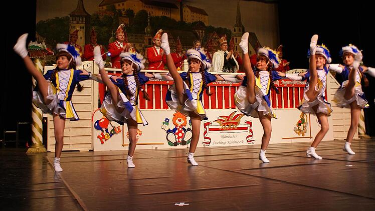 Hoch das Bein: die Mini-Dancer der 1. Kulmbacher Showtanzgarde.